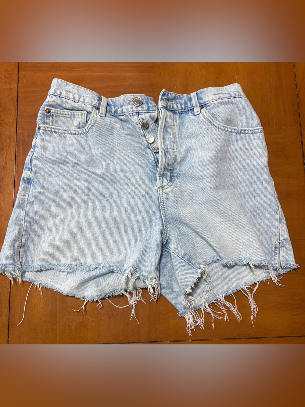 GARAGE Light Wash Denim Cutoff Shorts - Casual High-Rise Style